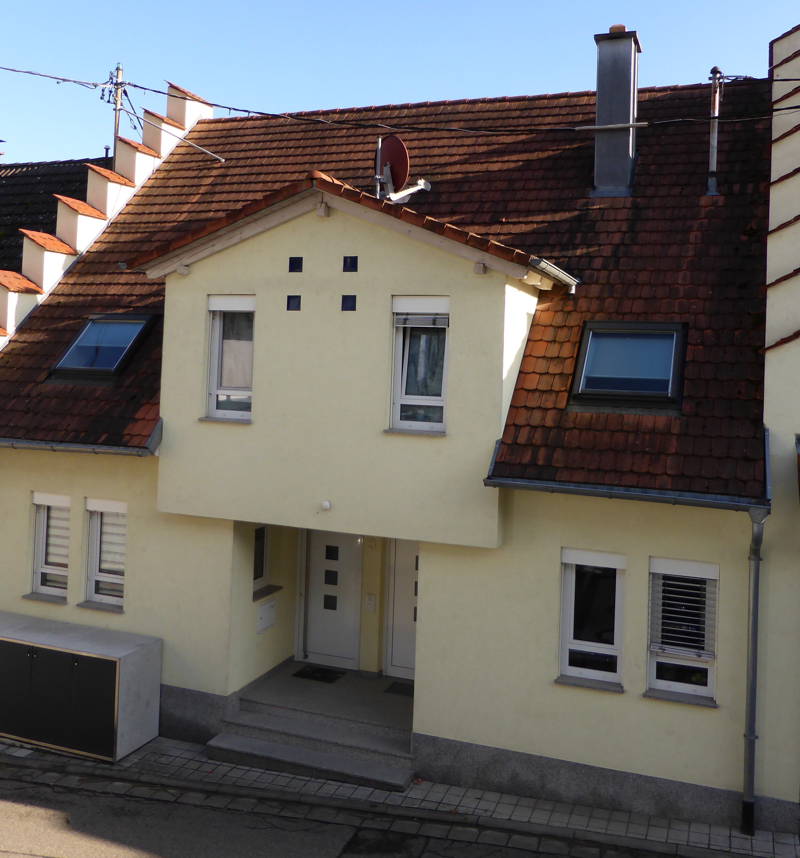 Maisonette zur Miete 850 € 3,5 Zimmer 82 m²<br/>Wohnfläche EG<br/>Geschoss 01.12.2024<br/>Verfügbarkeit Wasenweiler Ihringen 79241