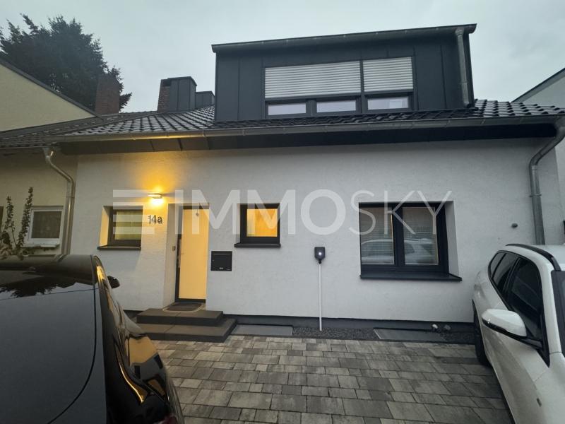 Mehrfamilienhaus zum Kauf 649.000 € 4 Zimmer 140 m²<br/>Wohnfläche 250 m²<br/>Grundstück Heimersdorf Köln 50767