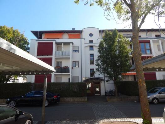 Wohnung zur Miete 700 € 4 Zimmer 93,4 m² 4 Geschosse frei ab 01.12.2026 Weststadt Offenburg 77656