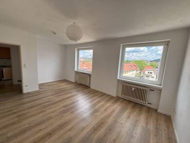 Studio zur Miete 415 € 1 Zimmer 29,8 m² 5. Geschoss frei ab 15.06.2025 Innenstadt Fulda 36037
