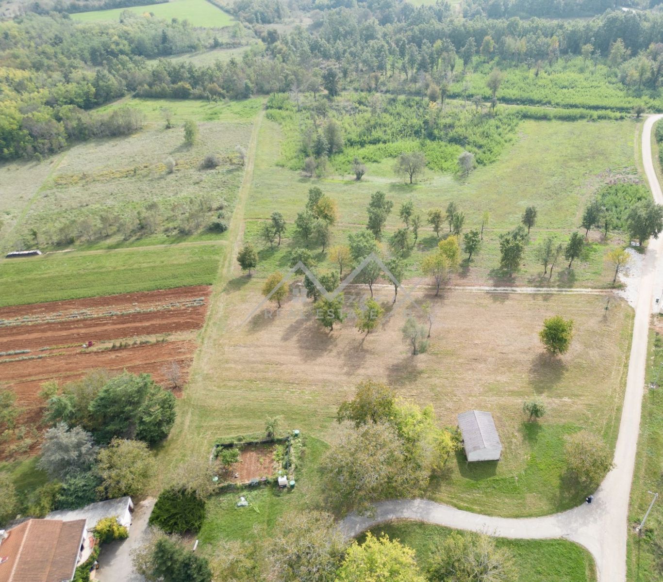 Land-/Forstwirtschaft zum Kauf 114.000 € Porec center 52440