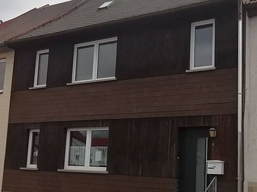 Einfamilienhaus zum Kauf 65.000 € 6 Zimmer 120 m² 307 m² Grundstück Randstraße 4 Langewiesen Ilmenau 98693