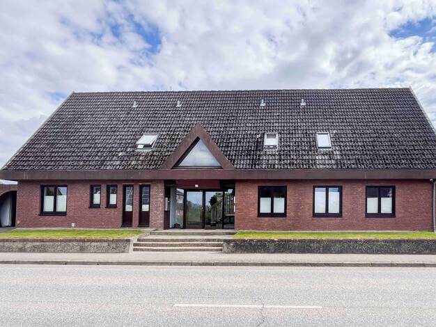 Mehrfamilienhaus zum Kauf als Kapitalanlage geeignet 595.000 € 8 Zimmer 302 m² 1.065,1 m² Grundstück Barsbek 24217