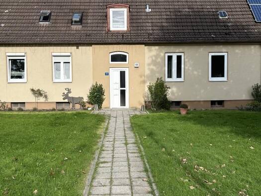 Wohnung zur Miete 359 € 2 Zimmer 55 m² EG Olivaer Weg 11 Fedderwardergroden Wilhelmshaven 26388