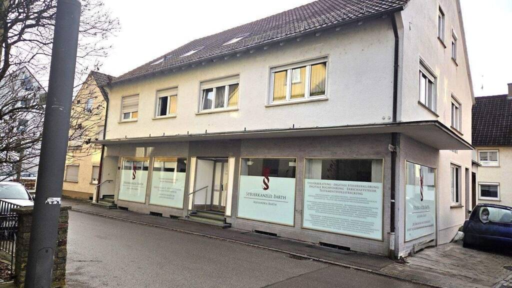 Haus zum Kauf 575.000 € 10 Zimmer 369 m² 296 m² Grundstück Dietenheim 89165