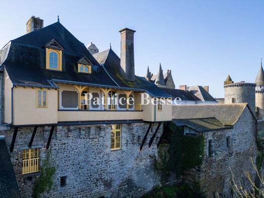 Einfamilienhaus zum Kauf 765.000 € 9 Zimmer 326 m² Vitré 35500