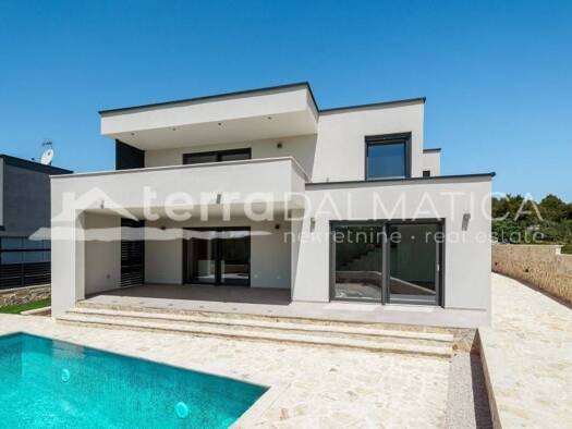 Einfamilienhaus zum Kauf - Erstbezug 850.000 € 3 Zimmer 260 m² Brodarica Šibenik 22000