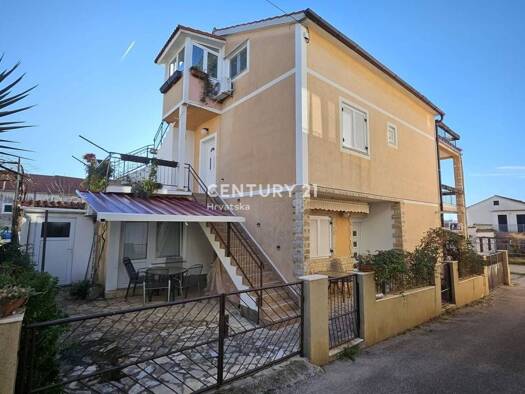 Haus zum Kauf 570.000 € 6 Zimmer 278 m² Vodice