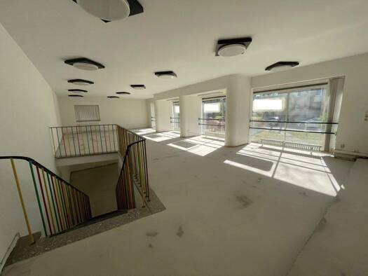 Büro zur Miete provisionsfrei 8,54 € 1 Zimmer 164 m² Bürofläche Marienburgstr. 3 Stadtmitte Oberhausen 46047