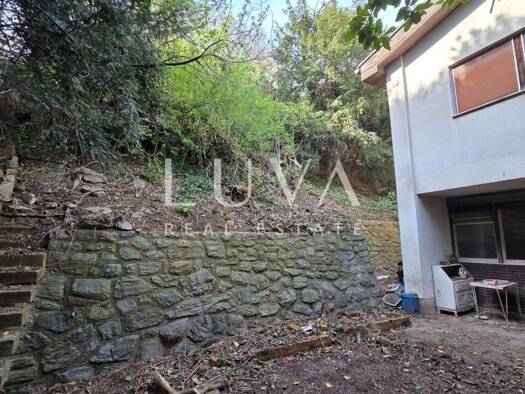Haus zum Kauf 990.000 € 7 Zimmer 330 m² Zagreb 0
