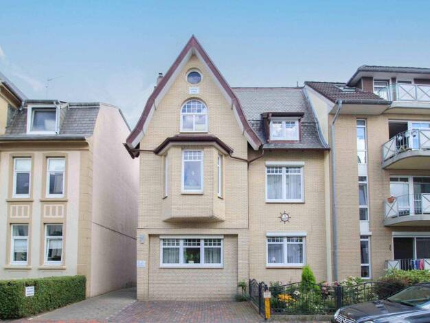 Wohnung zum Kauf 199.990 € 4 Zimmer 80,2 m² 2. Geschoss Cuxhaven 27472