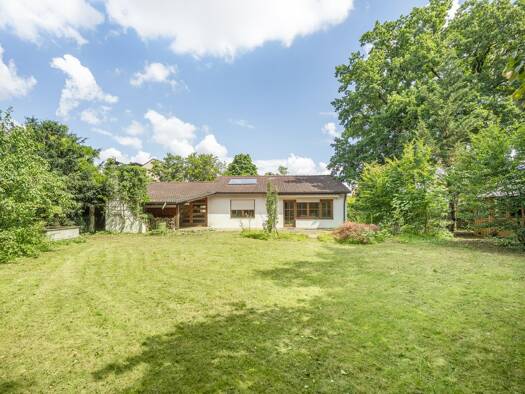 Einfamilienhaus zum Kauf 1.150.000 € 3 Zimmer 113,7 m² 1.232 m² Grundstück Fürstenfeldbruck 82256