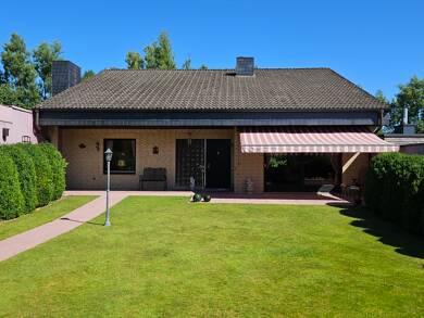 Einfamilienhaus zum Kauf 479.000 € 6 Zimmer 134,3 m² 662 m² Grundstück Kolberg-Körlin-Straße 89 Bad Oldesloe 23843