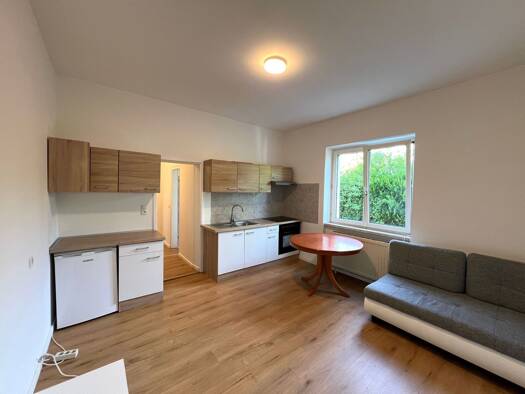 Wohnung zur Miete 529 € 2 Zimmer EG frei ab 01.10.2026 Asten 4481