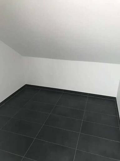 Wohnung zur Miete 1.150 € 3 Zimmer 105 m² Wolfgang Hanau 63457