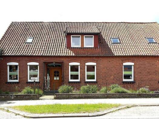 Einfamilienhaus zum Kauf 195.000 € 6 Zimmer 319 m² 1.405 m² Grundstück frei ab sofort Wieren Wrestedt 29559