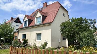 Doppelhaushälfte zum Kauf 199.000 € 4 Zimmer 77 m² 241 m² Grundstück Dresden 01259