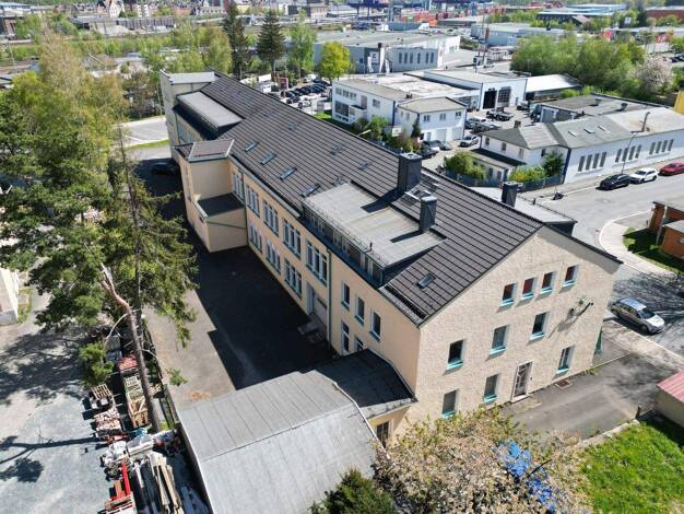 Wohnanlage zum Kauf als Kapitalanlage geeignet 1.250.000 € 9 Zimmer 3.000 m² 2.953 m² Grundstück Innenstadt Hof 95032