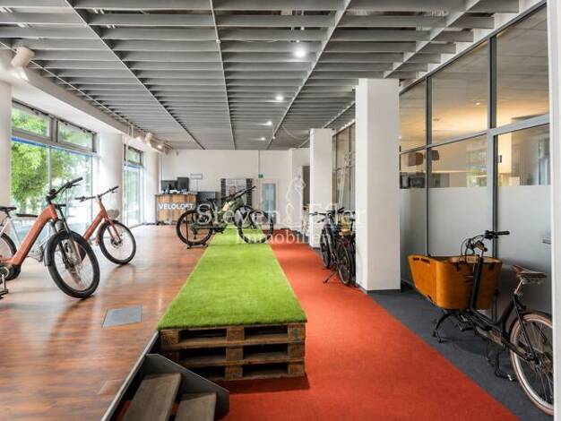 Laden zur Miete 6.435 € 400 m² Verkaufsfläche teilbar ab 400 m² St Peter Nürnberg 90478