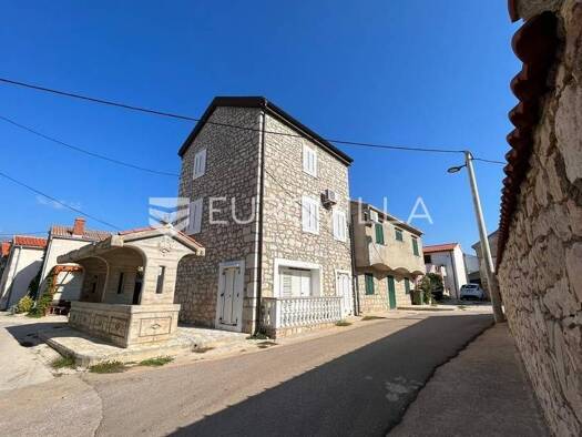 Haus zum Kauf 235.000 € 2 Zimmer 111 m² Vinjerac Posedarje
