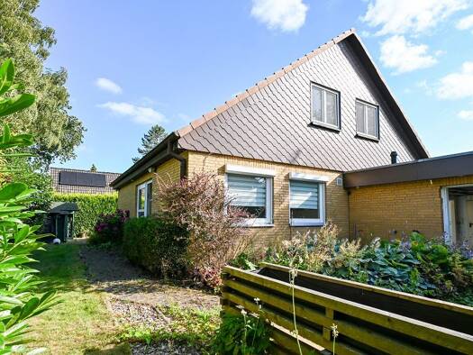 Einfamilienhaus zum Kauf 420.000 € 4 Zimmer 132 m² 931 m² Grundstück Seth 23845