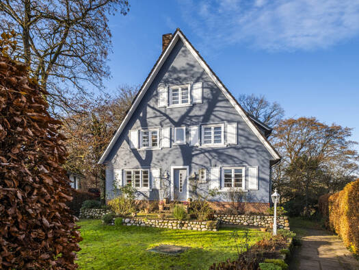Einfamilienhaus zum Kauf 1.600.000 € 8,5 Zimmer 194,3 m² 1.084 m² Grundstück frei ab sofort Volksdorf Hamburg 22359