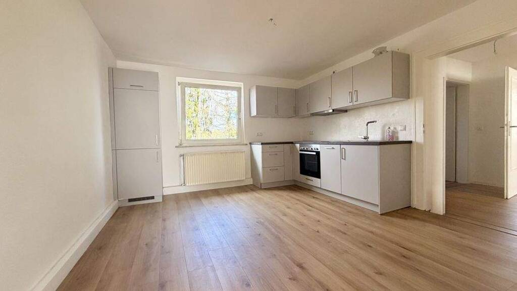 Wohnung zur Miete 605 € 2,5 Zimmer 67 m² 1. Geschoss Coburg 96450