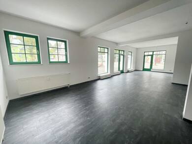 Laden zur Miete provisionsfrei 850 € 3 Zimmer 175 m² Verkaufsfläche Eibenstocker Straße 7/9 Schwarzenberg Schwarzenberg/Erzgebirge 08340