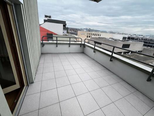 Wohnung zur Miete 750 € 2 Zimmer 54 m² Geschoss 7/10 frei ab sofort Stadtgebiet Göppingen 73033