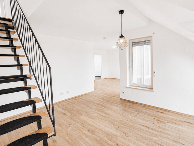 Maisonette zum Kauf 349.000 € 4,5 Zimmer 110 m² 3. Geschoss Brackenheim 74336