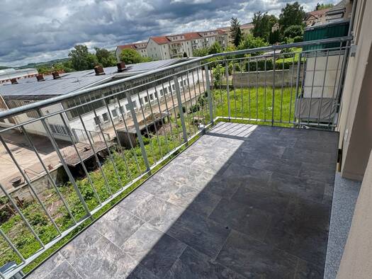 Wohnung zur Miete 550 € 3 Zimmer 82 m² 2. Geschoss frei ab sofort Wiesest.195 Ernsee Gera 07548