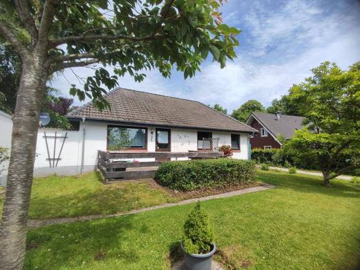 Bungalow zur Miete 995 € 4 Zimmer 90 m² 910 m² Grundstück frei ab 01.09.2026 Jarplund Handewitt 24976