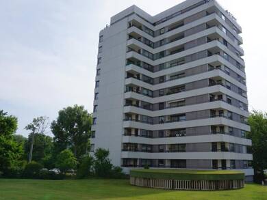 Wohnung zum Kauf 299.000 € 4 Zimmer 98 m² 7. Geschoss frei ab sofort Nürnberg 90402