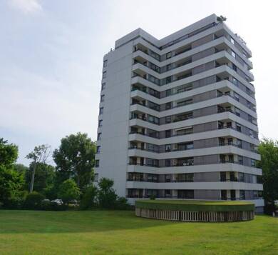 Wohnung zum Kauf 299.000 € 4 Zimmer 98 m² 7. Geschoss frei ab sofort Tullnau Nürnberg 90402