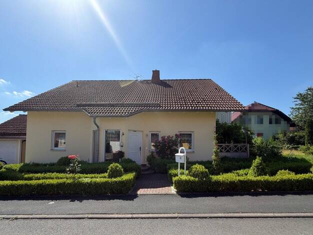 Einfamilienhaus zum Kauf 379.500 € 4 Zimmer 197 m² 559 m² Grundstück Trockenborn Trockenborn-Wolfersdorf 07646