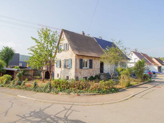 Doppelhaushälfte zum Kauf 110.000 € 3 Zimmer 77 m² 362 m² Grundstück Veringenstadt Veringenstadt 72519