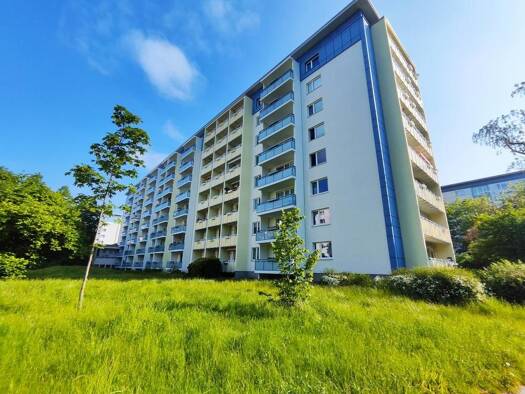 Wohnung zur Miete 389 € 2 Zimmer 64,8 m² 3. Geschoss frei ab 16.10.2026 Rosenhof 3 Zentrum Zentrum 09111