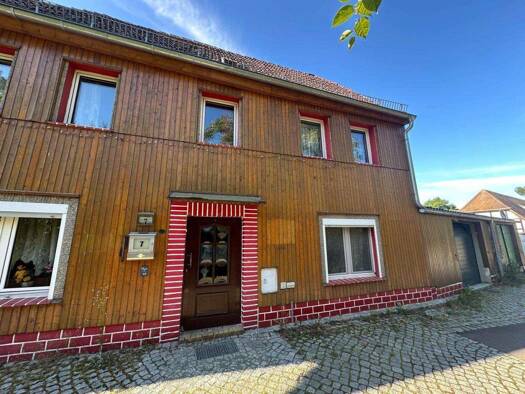 Einfamilienhaus zum Kauf 120.000 € 5,5 Zimmer 100 m² 304 m² Grundstück Zwenkau 04442