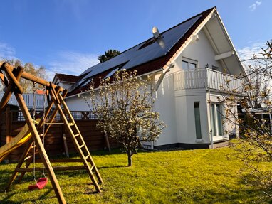 Mehrfamilienhaus zum Kauf 520.000 € 8 Zimmer 224,6 m² 716 m² Grundstück frei ab sofort Altenkirchen Altenkirchen 18556