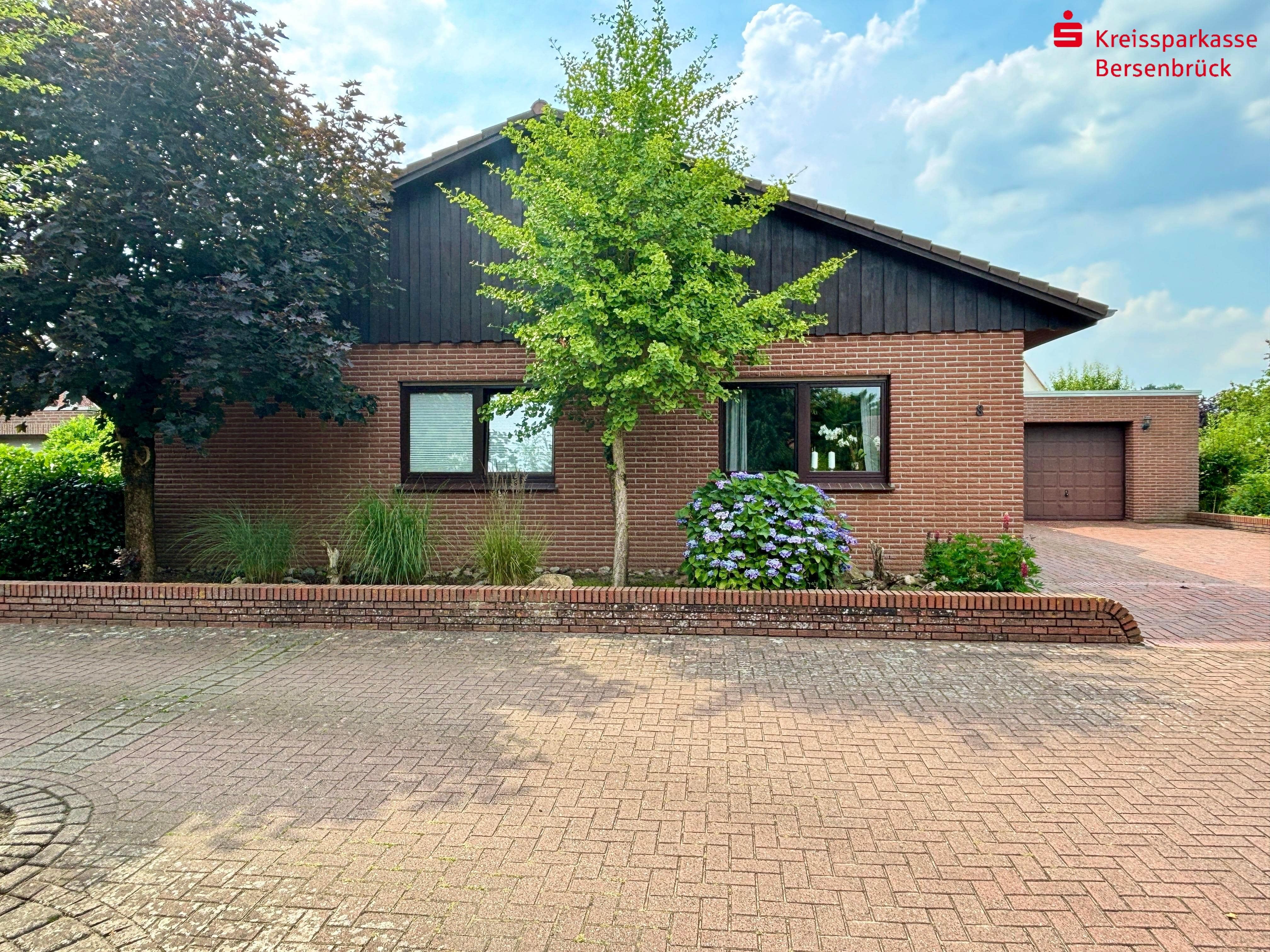 Bungalow zum Kauf 299.000 € 4 Zimmer 140 m²<br/>Wohnfläche 638 m²<br/>Grundstück Hakenkamp Quakenbrück 49610