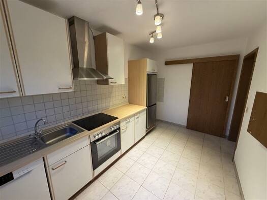 Haus zur Miete auf Zeit 1.400 € 5 Zimmer frei ab 01.09.2026 Innenstadt Kaiserslautern 67659