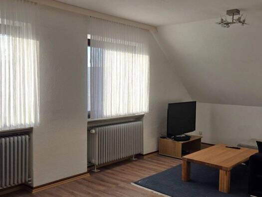 Wohnung zur Miete 360 € 2 Zimmer 50 m² 2. Geschoss Nenndorfer Straße 50 Empelde Ronnenberg 30952
