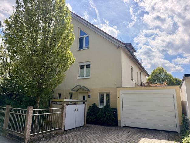 Doppelhaushälfte zum Kauf provisionsfrei 1.449.000 € 7 Zimmer 156 m² 245 m² Grundstück Fauststraße 52 Trudering-Riem München 81827