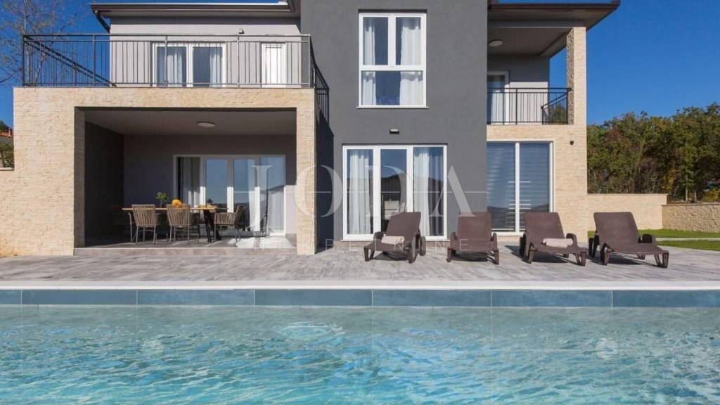 Haus zum Kauf 595.000 € 7 Zimmer 147 m² Labin