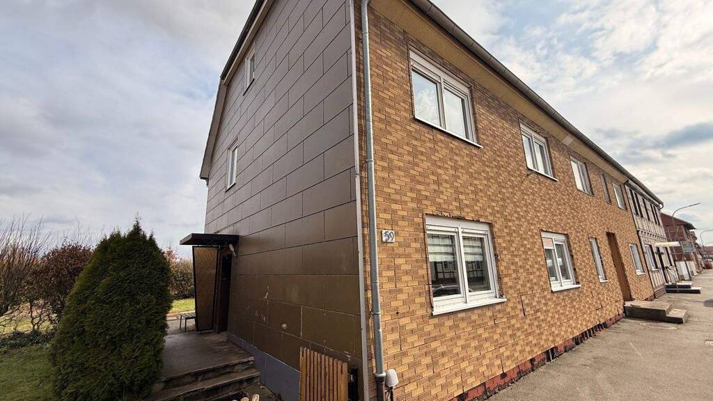 Reihenendhaus zum Kauf 75.000 € 8 Zimmer 150 m² 1.030 m² Grundstück frei ab sofort Bundesstraße 59 Lindau Katlenburg-Lindau 37191