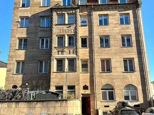 Mehrfamilienhaus zur Versteigerung als Kapitalanlage geeignet 1.970.000 € 27,5 Zimmer 922,6 m² 343 m² Grundstück Südstadt Fürth 90763