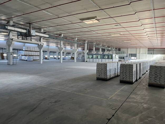 Halle/Industriefläche zur Miete provisionsfrei 3,60 € 17.500 m² Lagerfläche teilbar ab 2.400 m² Bernburg 06406