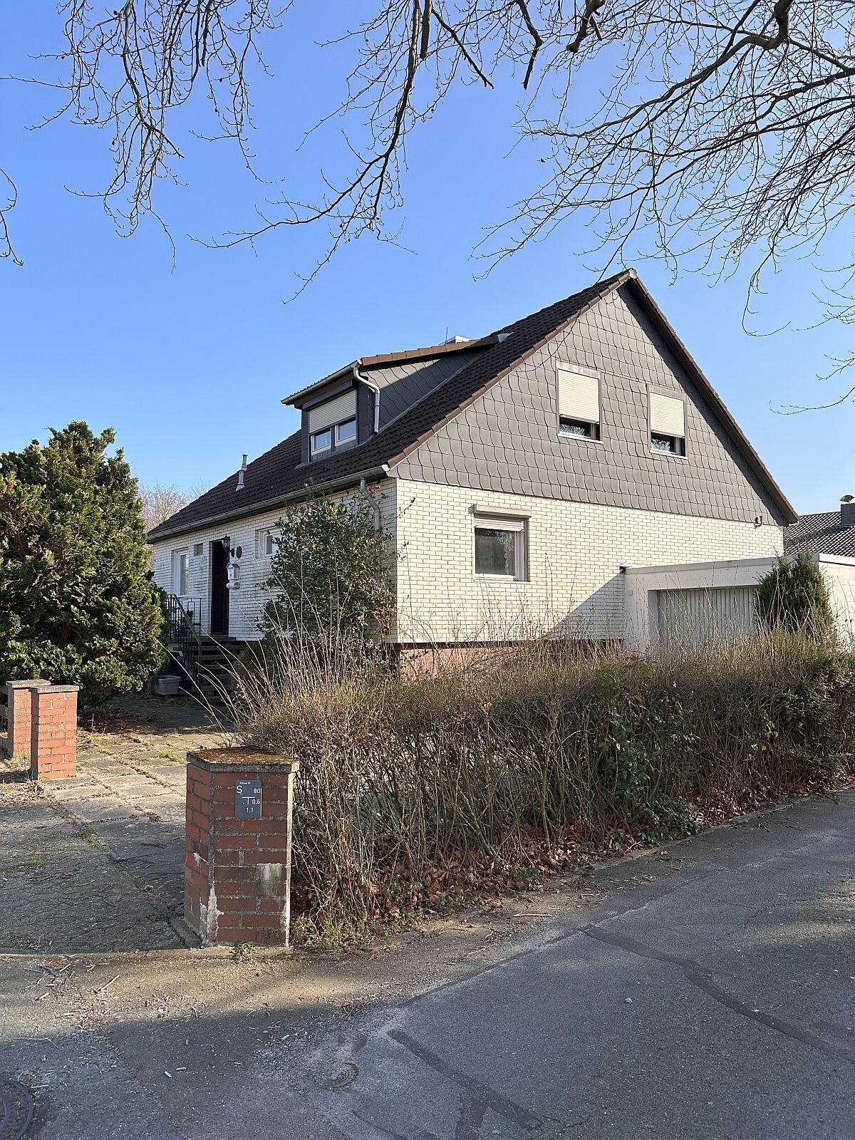 Haus zum Kauf 390.000 € 6 Zimmer 142 m²<br/>Wohnfläche 589 m²<br/>Grundstück ab sofort<br/>Verfügbarkeit Fallersleben Wolfsburg 38442