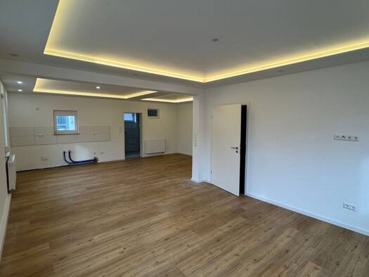 Maisonette zur Miete 1.300 € 4 Zimmer 130 m² Geschoss 1/3 frei ab sofort Gniebel Pliezhausen 72124