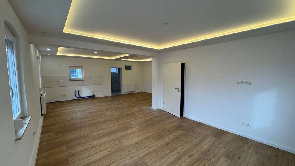 Maisonette zur Miete 1.300 € 4 Zimmer 130 m² Geschoss 1/3 frei ab sofort Gniebel Pliezhausen 72124